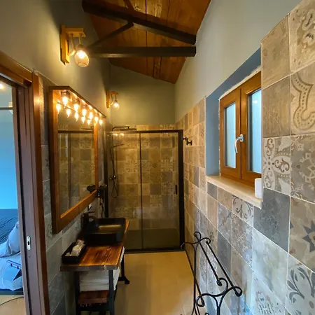Bed & Breakfast Il Nido Del Falco 4*