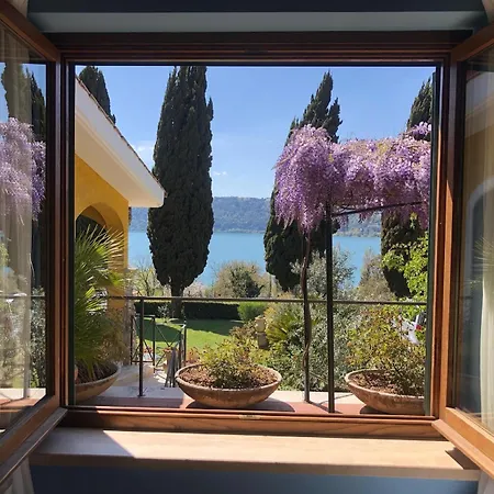 Bed & Breakfast Il Nido Del Falco