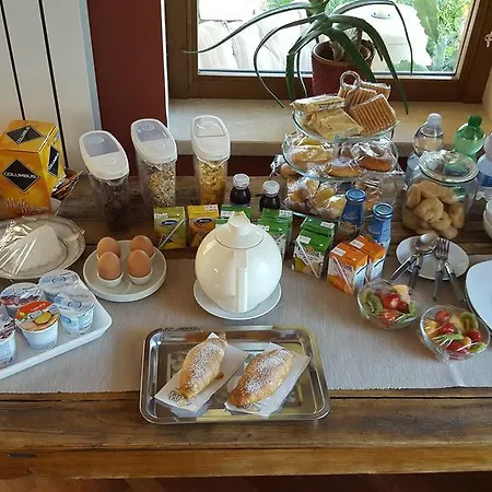 Nocleg ze śniadaniem Il Nido Del Falco