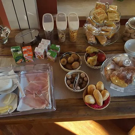 Il Nido Del Falco Bed & Breakfast Castel Gandolfo