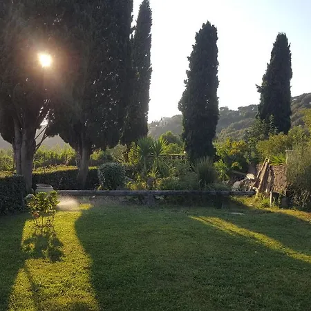 Il Nido Del Falco Nocleg ze śniadaniem